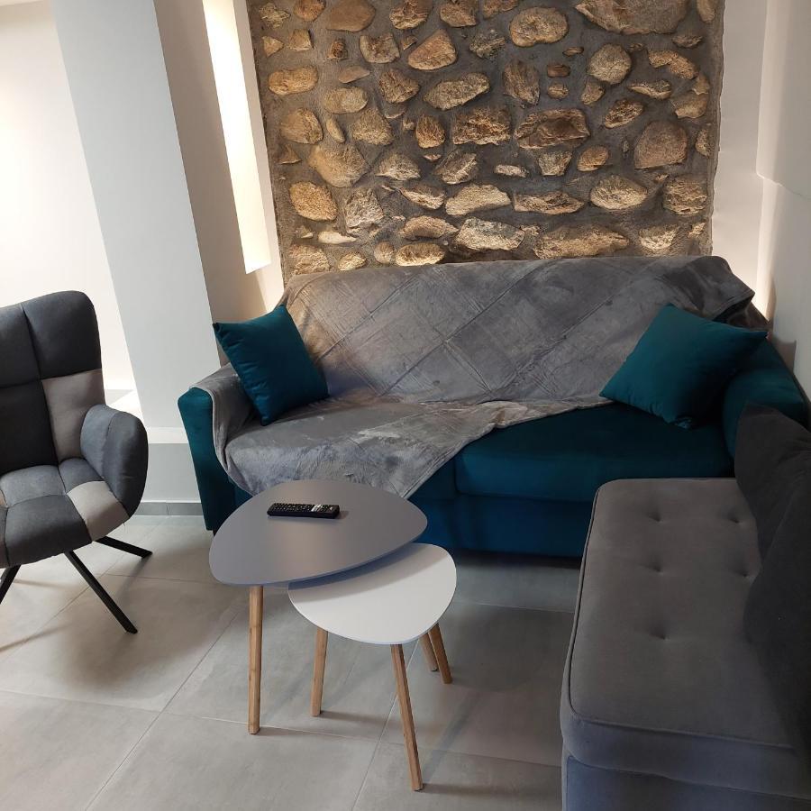 Avli Luxurious House Apartment Kalambaka Bagian luar foto